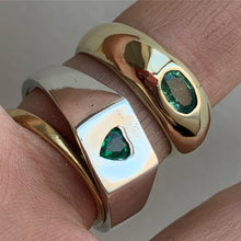 Load image into Gallery viewer, Orb Ring with Emerald