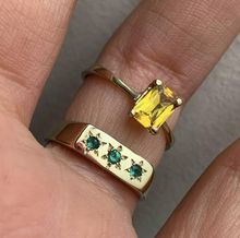 Load image into Gallery viewer, Stella Signet with Emeralds