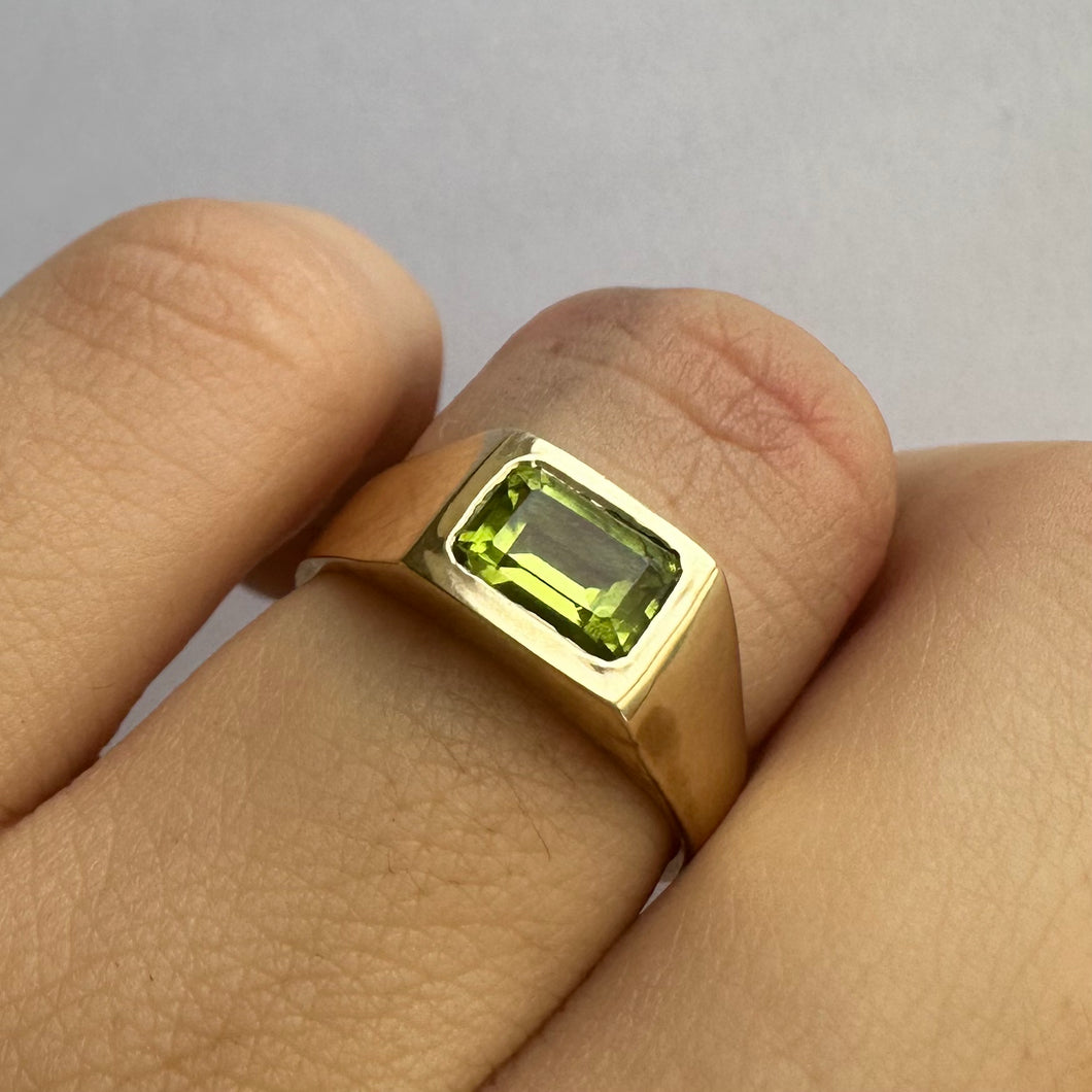 Peridot Signet - Ready to ship