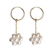 Load image into Gallery viewer, Daisy Chain Earrings
