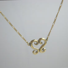 Load image into Gallery viewer, Curly Heart Necklace
